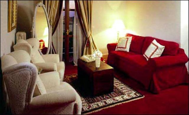 Rocabella Hellinikon Country Hotel Dış mekan fotoğraf