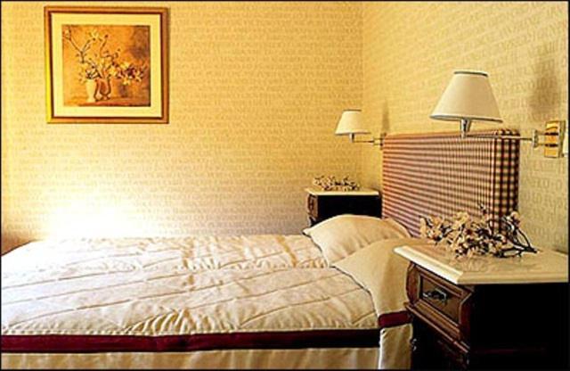Rocabella Hellinikon Country Hotel Dış mekan fotoğraf