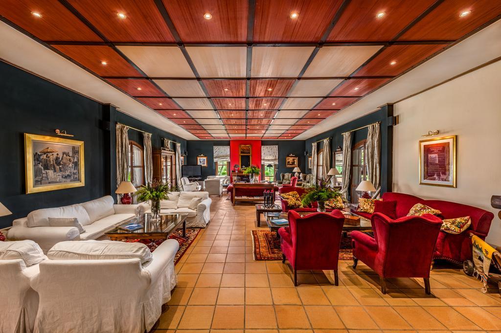 Rocabella Hellinikon Country Hotel Dış mekan fotoğraf